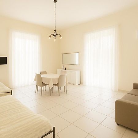 Summerhome เนเปิลส์ ภายนอก รูปภาพ